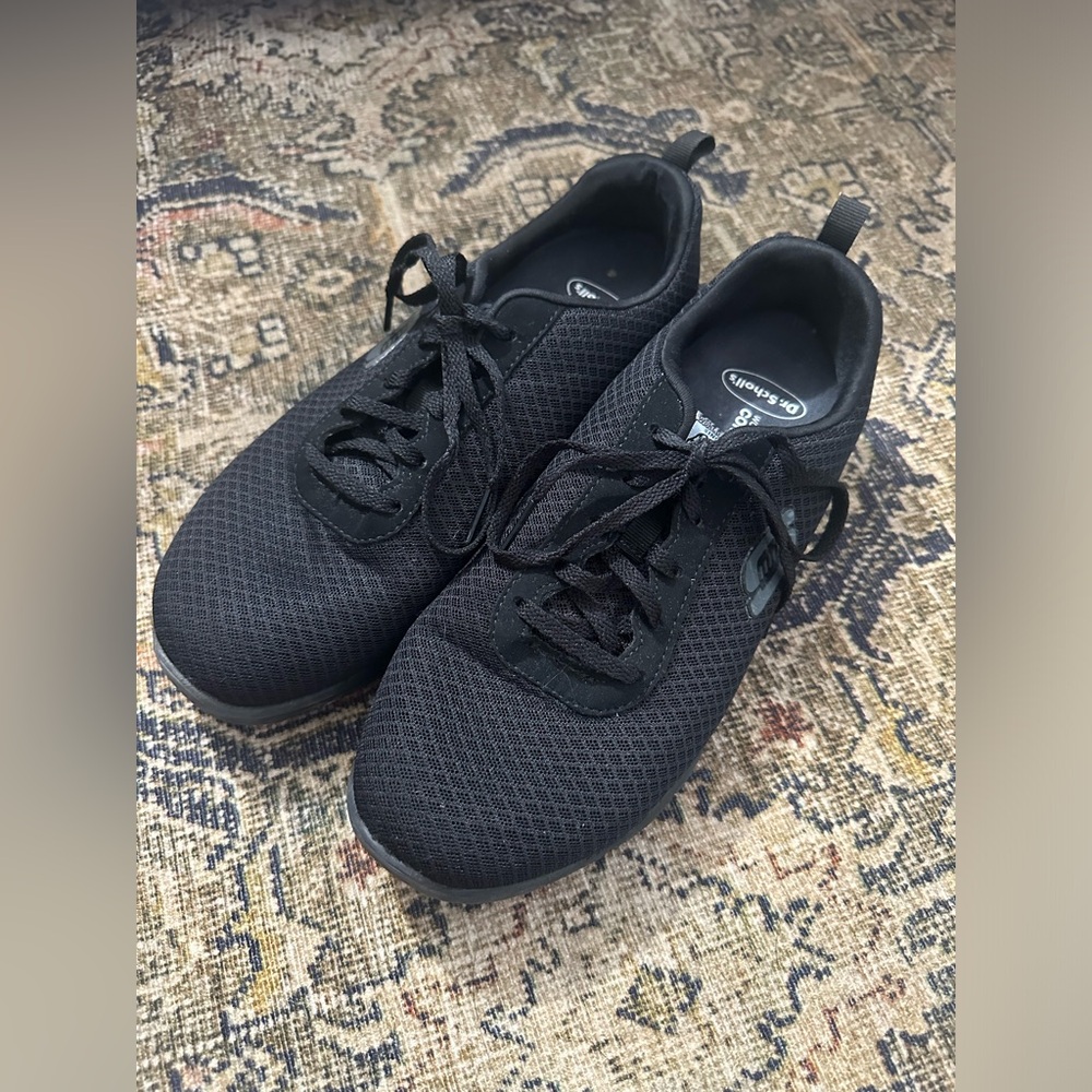 Sketchers slip resistant work sneakers